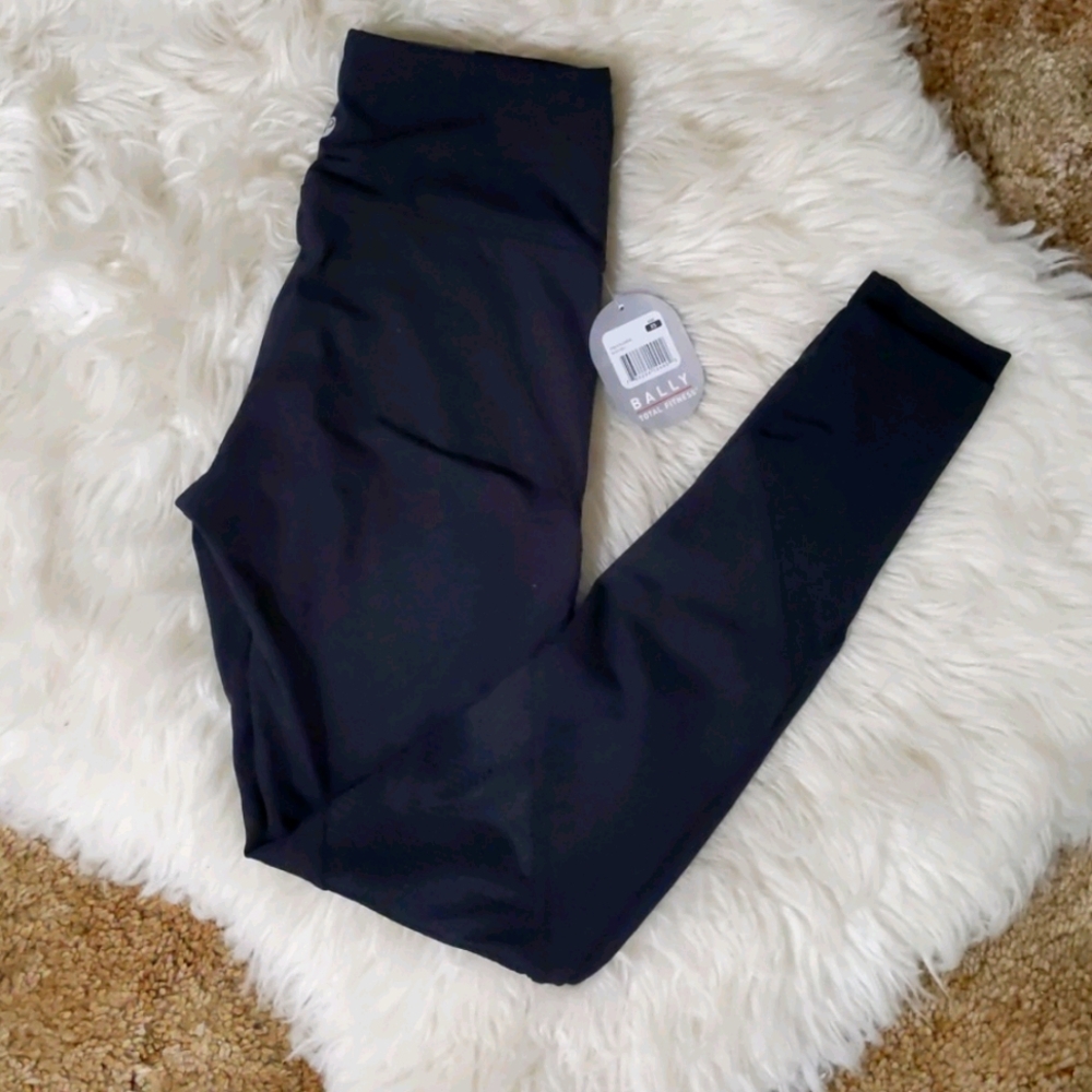 Black leggings